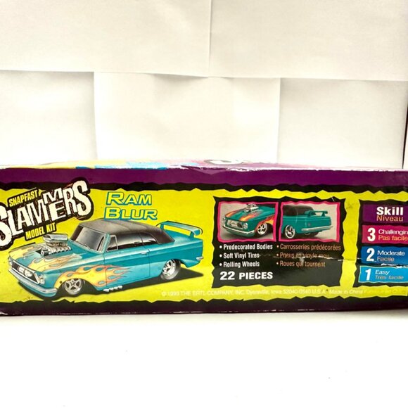 AMT Snapfast Slammers RAM Blur Rambler1 25 Plastic Model Kit Open Box No Tires - Picture 4 of 4